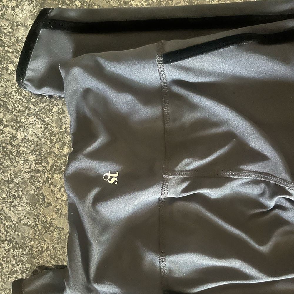 Strut This Cyclebar leggings - Picture 2 of 3